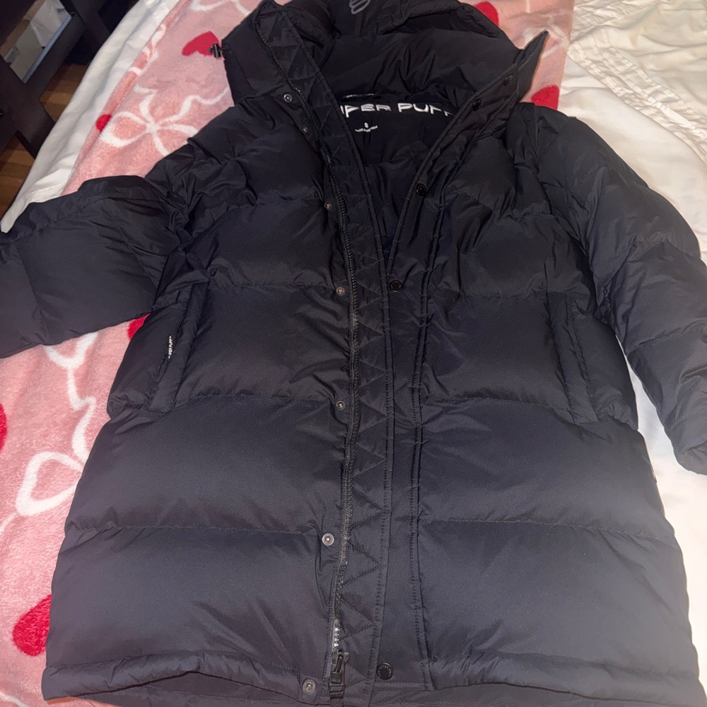 Aritzia Super Puff Mid in Black